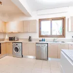 Wealthystays Sunset Villa, 3min Walk To Sea Villa *