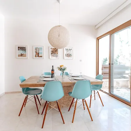 Wealthystays Sunset Villa, 3min Walk To Sea Villa Paralimni