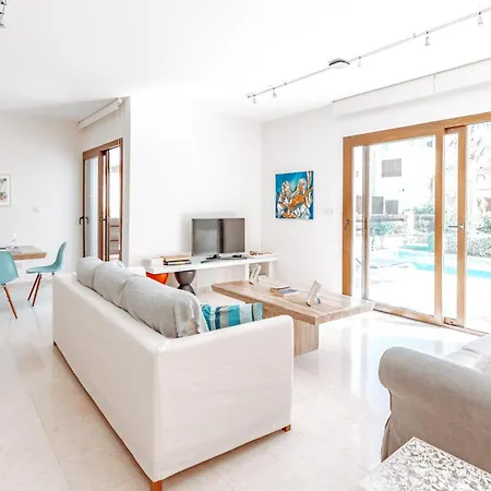 Villa Wealthystays Sunset Villa, 3min Walk To Sea