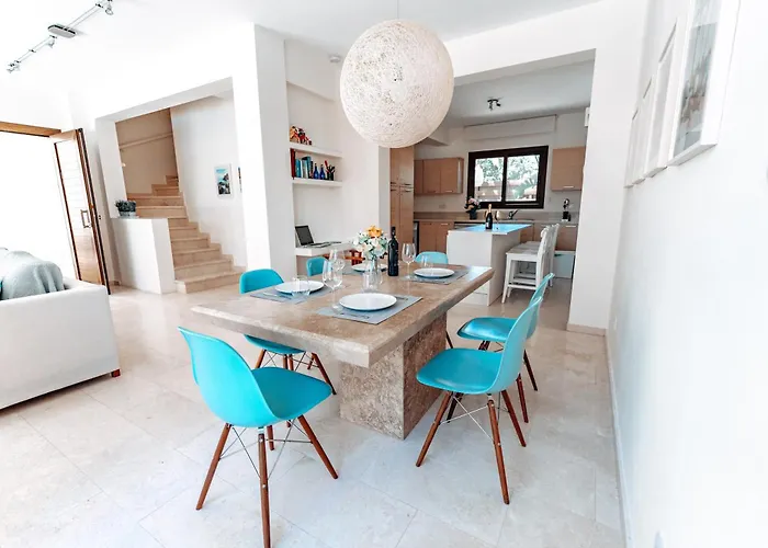 Wealthystays Sunset Villa, 3min Walk To Sea * 파라림니