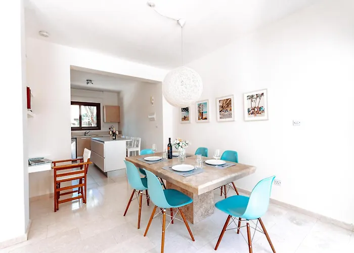 Wealthystays Sunset Villa, 3min Walk To Sea 빌라