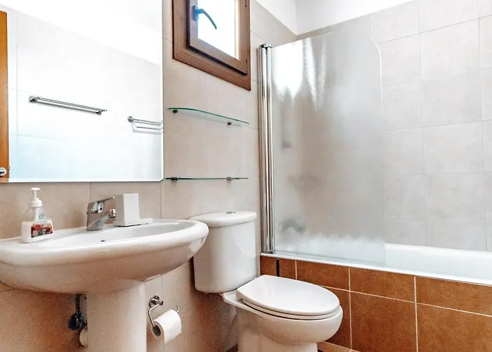 Wealthystays Sunset Villa, 3min Walk To Sea 빌라 파라림니